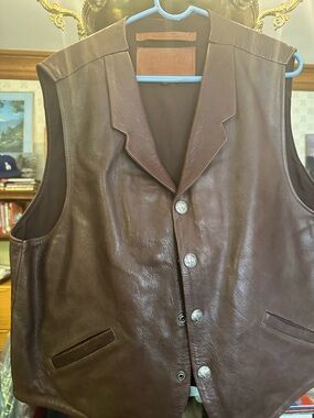 Coronado Leather Lapel CCW Vest 50 Great Condition, Brown w/Buffalo Nickel Snaps